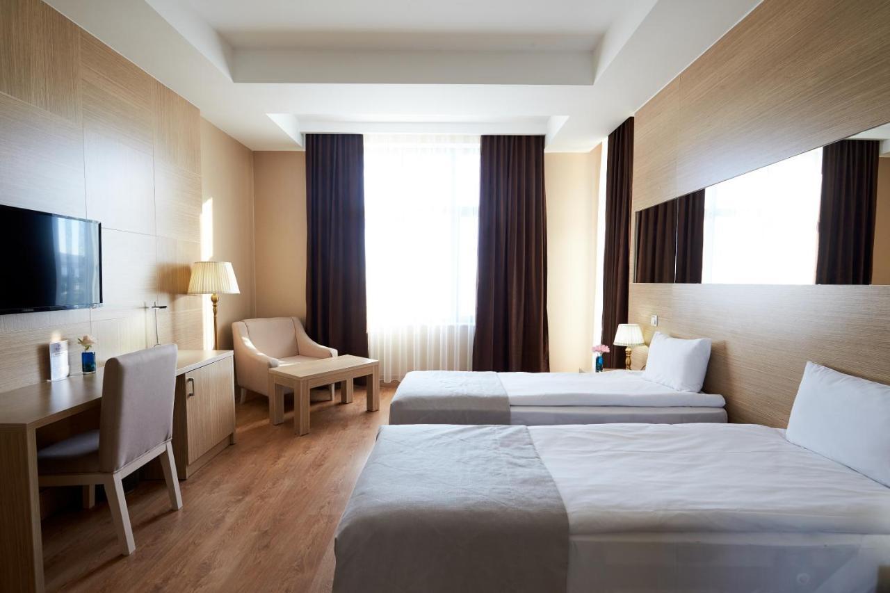 Nobel Hotel Baku Exterior photo