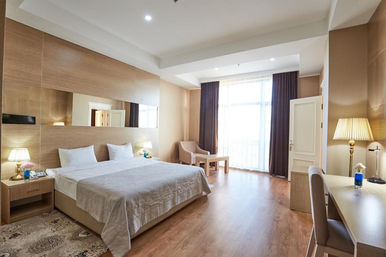 Nobel Hotel Baku Exterior photo
