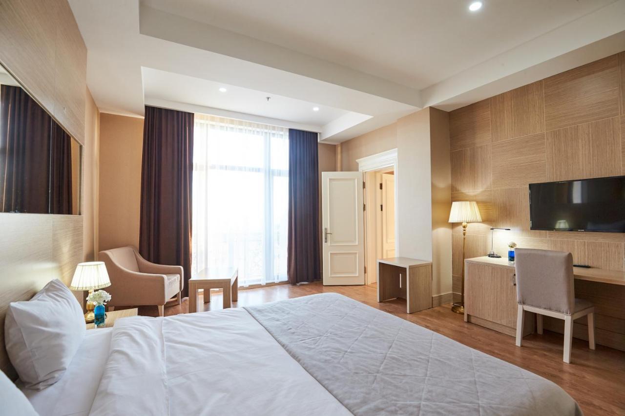 Nobel Hotel Baku Exterior photo